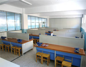 成套中學(xué)通用技術(shù)實踐室